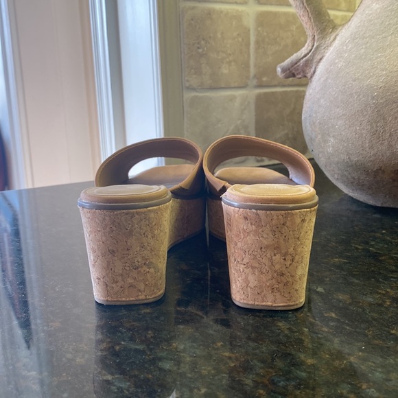 Sun * Stone comfy wedges . Like new - Picture 4 of 4